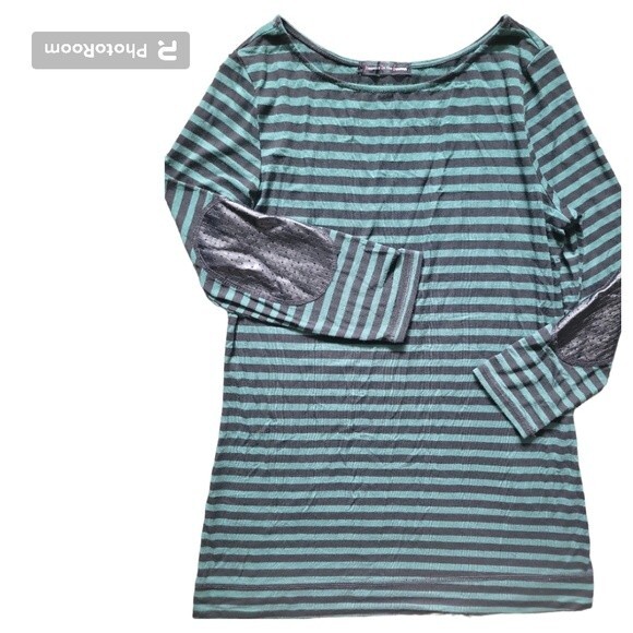 Happening in the Present Green&Black Stripe  Top - Picture 1 of 9
